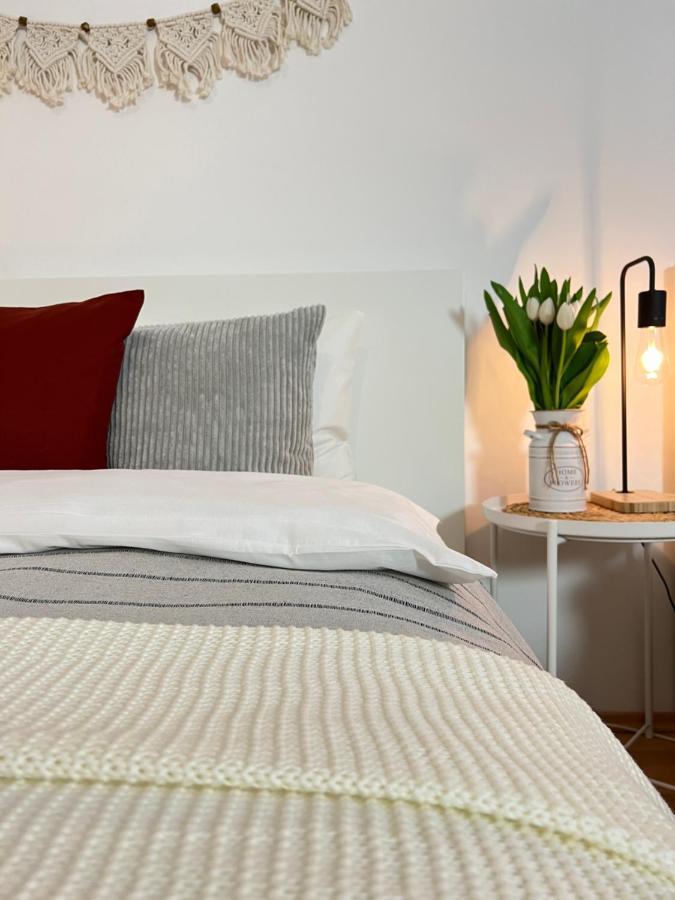 Joyful Place Apartment Wina Bagian luar foto